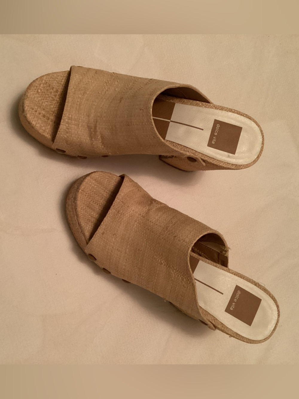 Dolce Vita Emol Woven Tan Slide Mules Platform Heels Open toe Sandals size 8